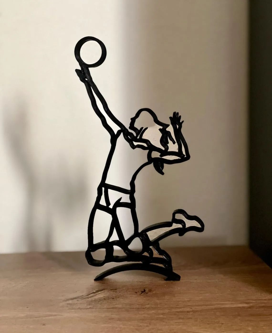 EROTNGO Minimalist Volleyball Player Figure - Beach Volleyball Home Decor, Gift, Christmas