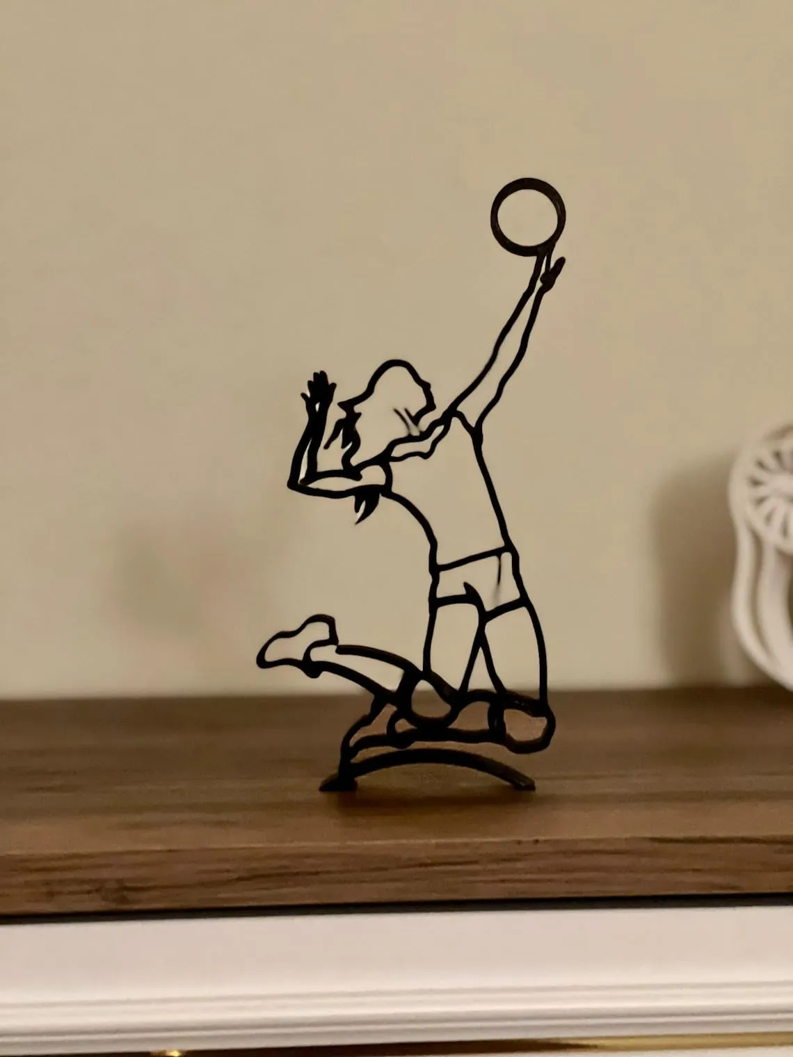 EROTNGO Minimalist Volleyball Player Figure - Beach Volleyball Home Decor, Gift, Christmas