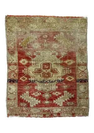 Erundina - Vintage Turkish Small Rug