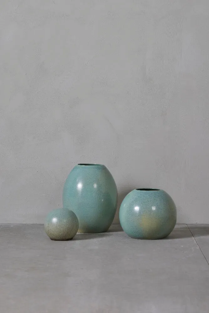 Eslia vase H28 cm. dark mint