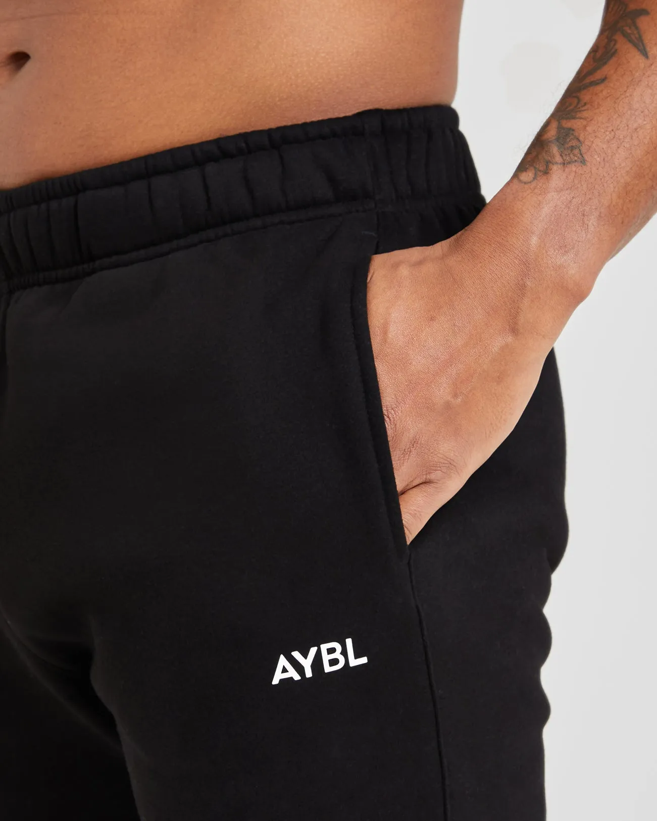 Essential Joggers - Black