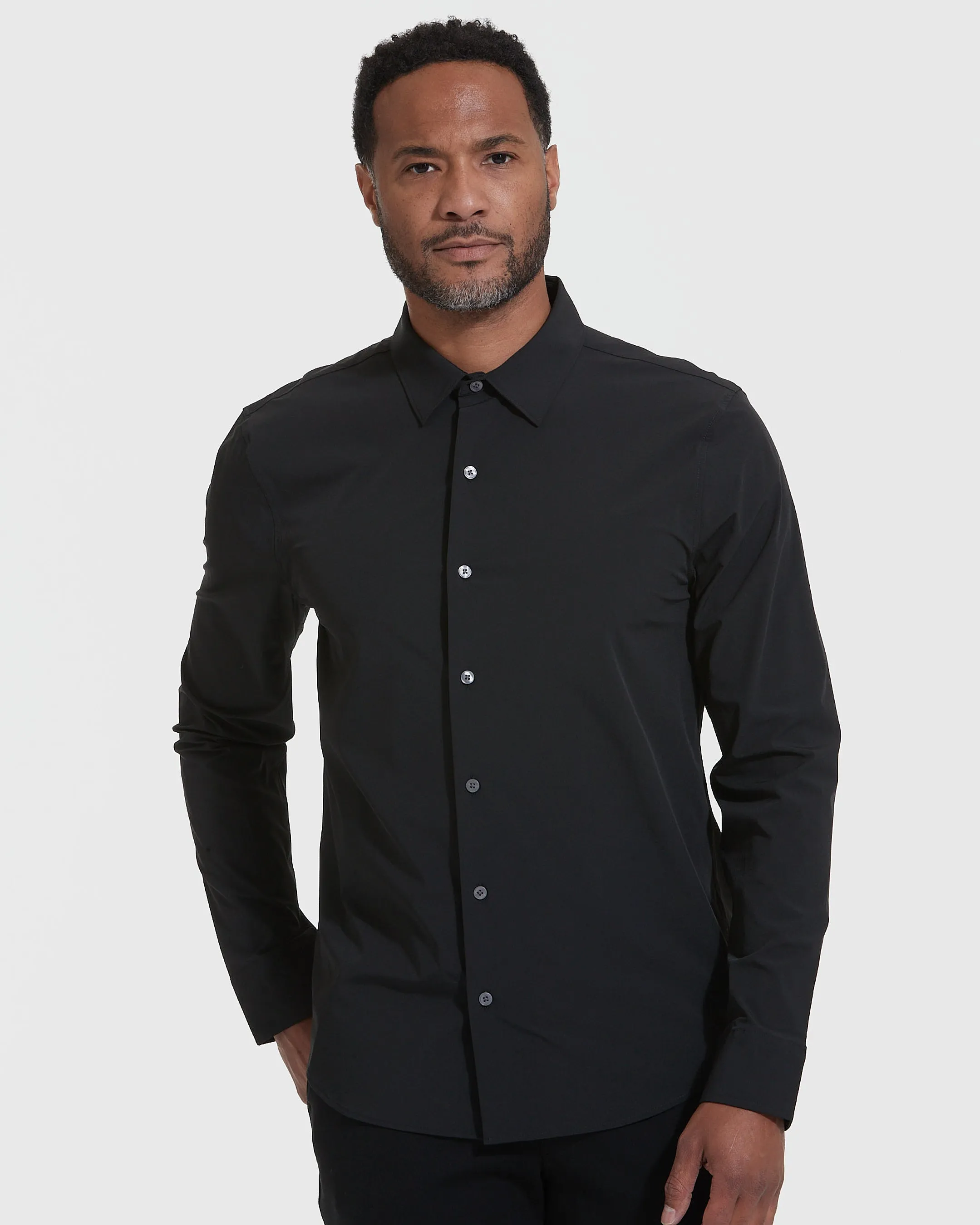 Essential Performance Lightweight Dress Shirt 3-Pack