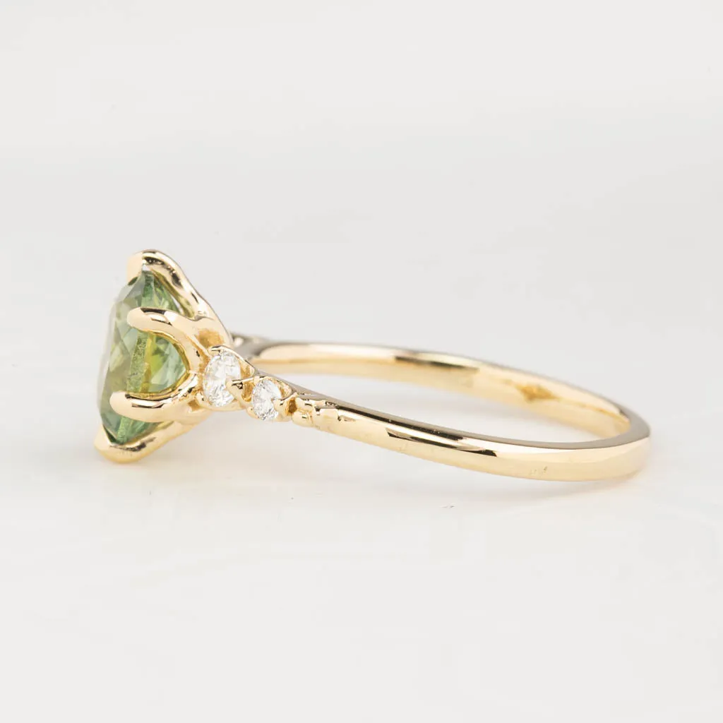 Estel Fleur Six Prongs Ring 1.61ct Parti Green Yellow Oval Montana Sapphire, 14K Yellow Gold (One of a kind)