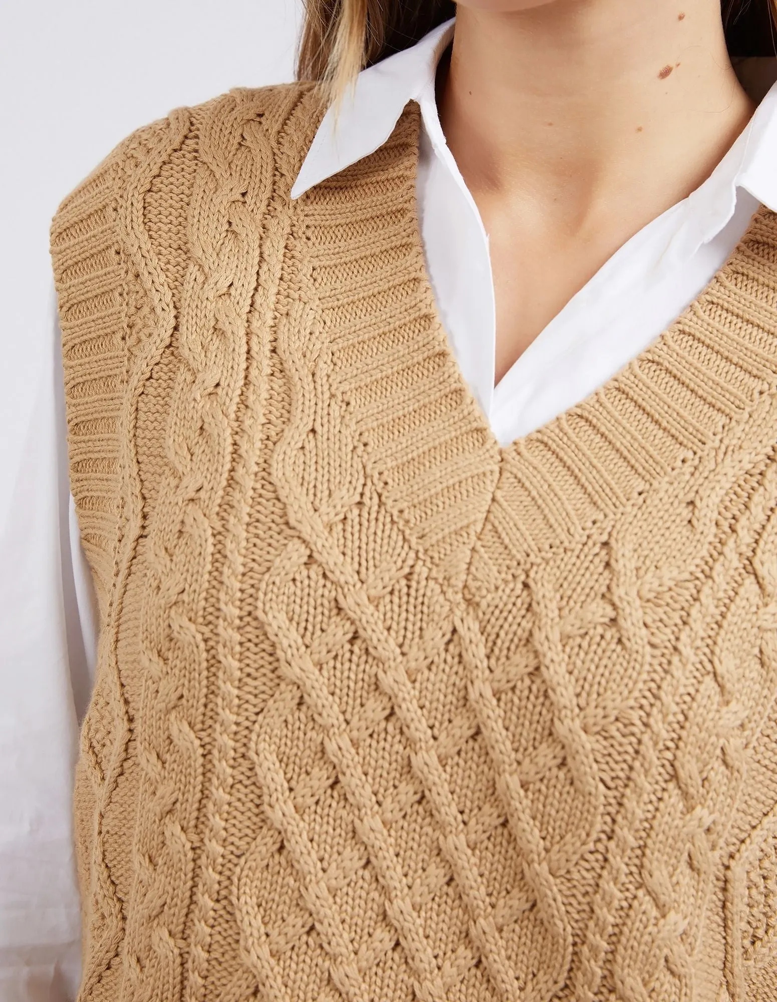 Eva Knitted Vest - Tan