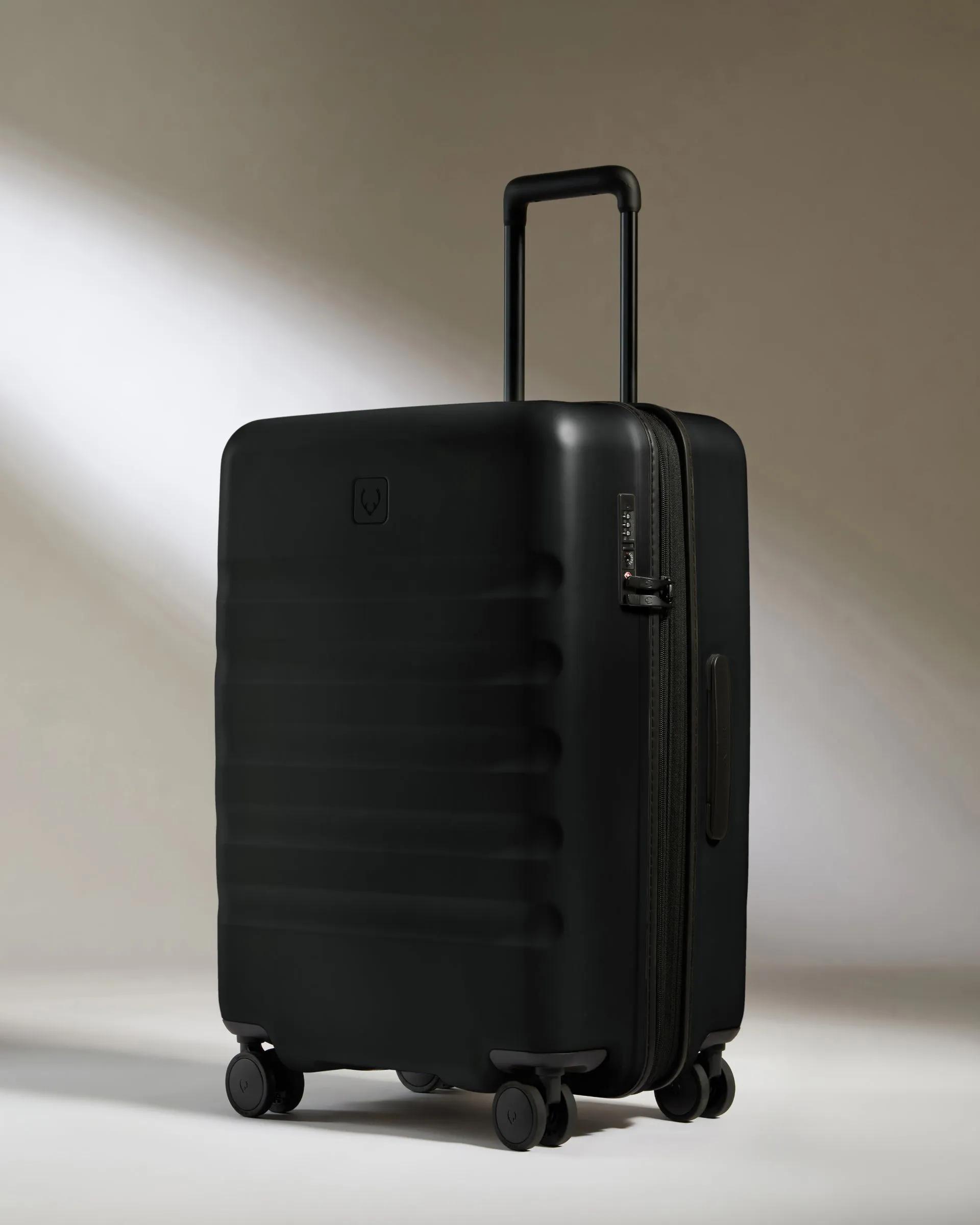 Expander Cabin Suitcase Set  in Black - Icon Stripe