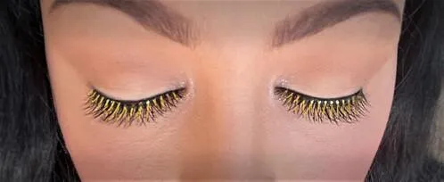 Eyelashes Tinsel Black and Gold