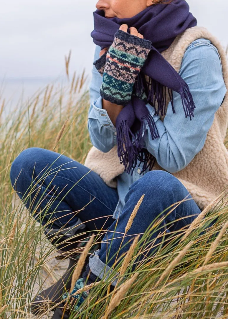 Fair Isle Wrist Warmers - Navy/Grey