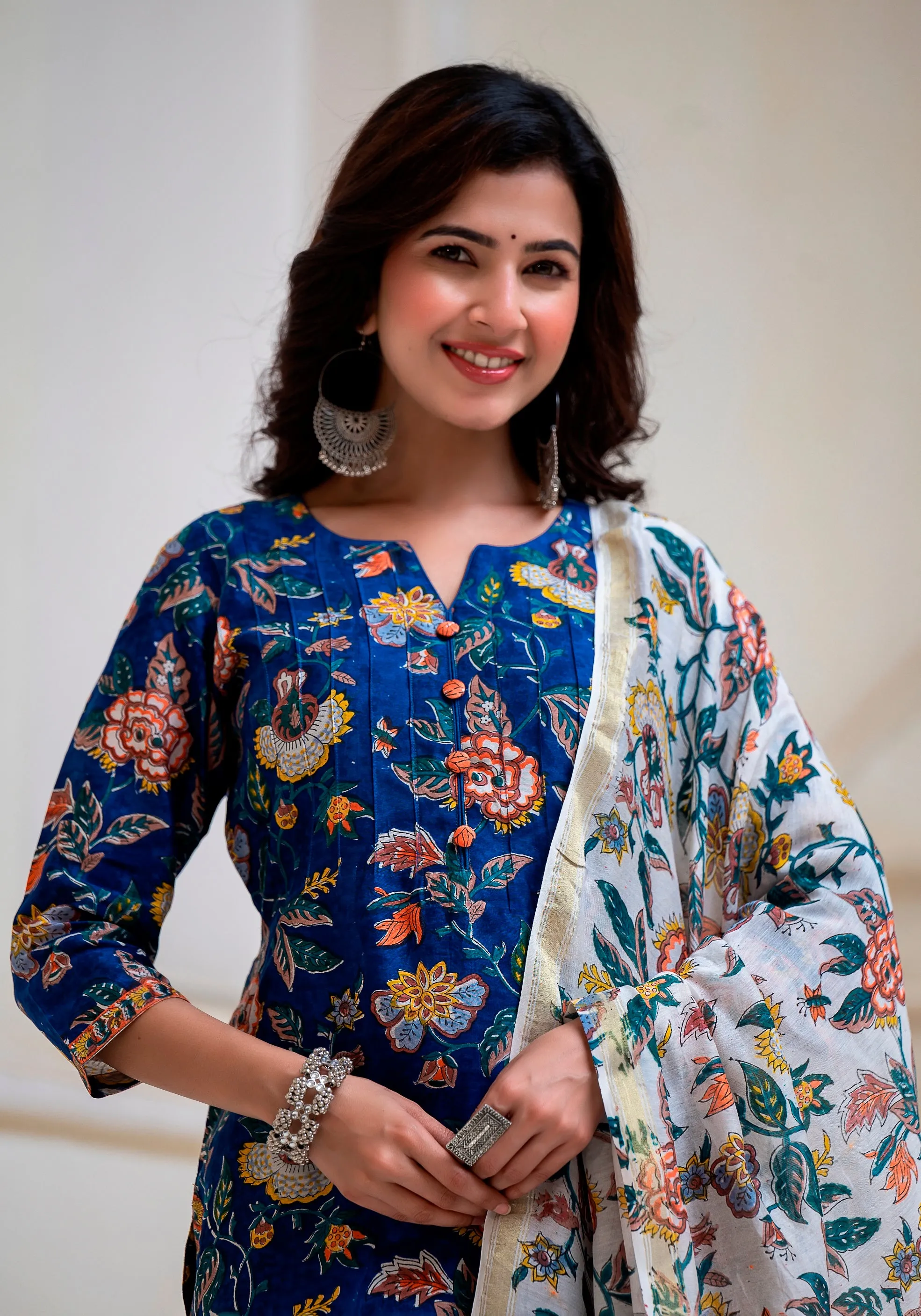 Falak Chintz block Print Pintuck Chanderi Suit Set