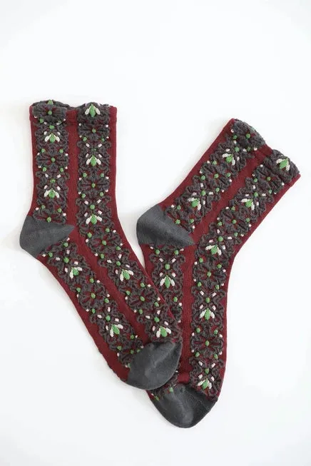 Fall & Winter - Embroidered Flower Pattern Socks