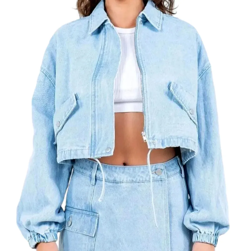 Fashionable crop style denim jacket for ladies