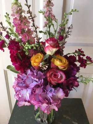 feminine roses and hydrangea