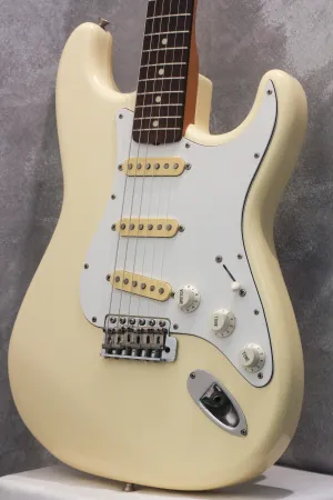 Fender Japan '62 Stratocaster ST62-650 Vintage White 1991