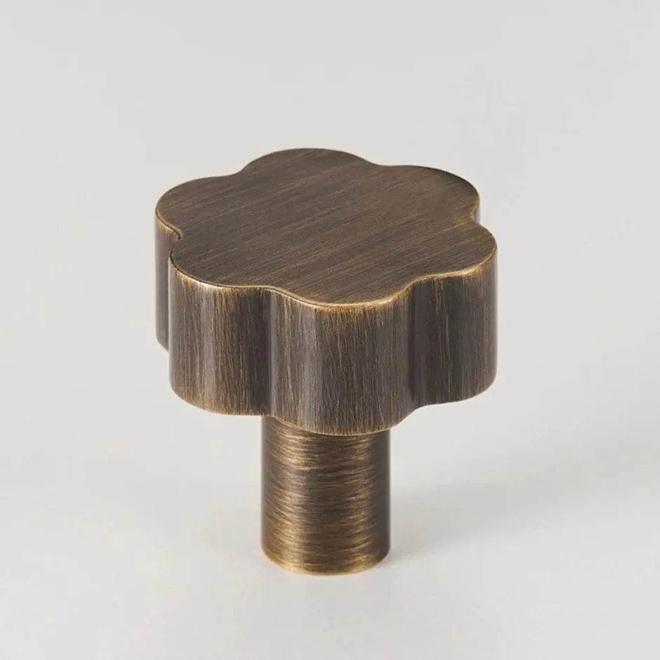 FERIDON / Solid Brass Knobs