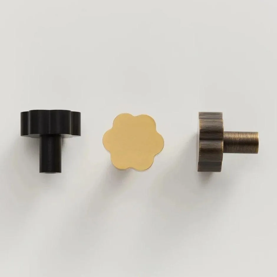 FERIDON / Solid Brass Knobs