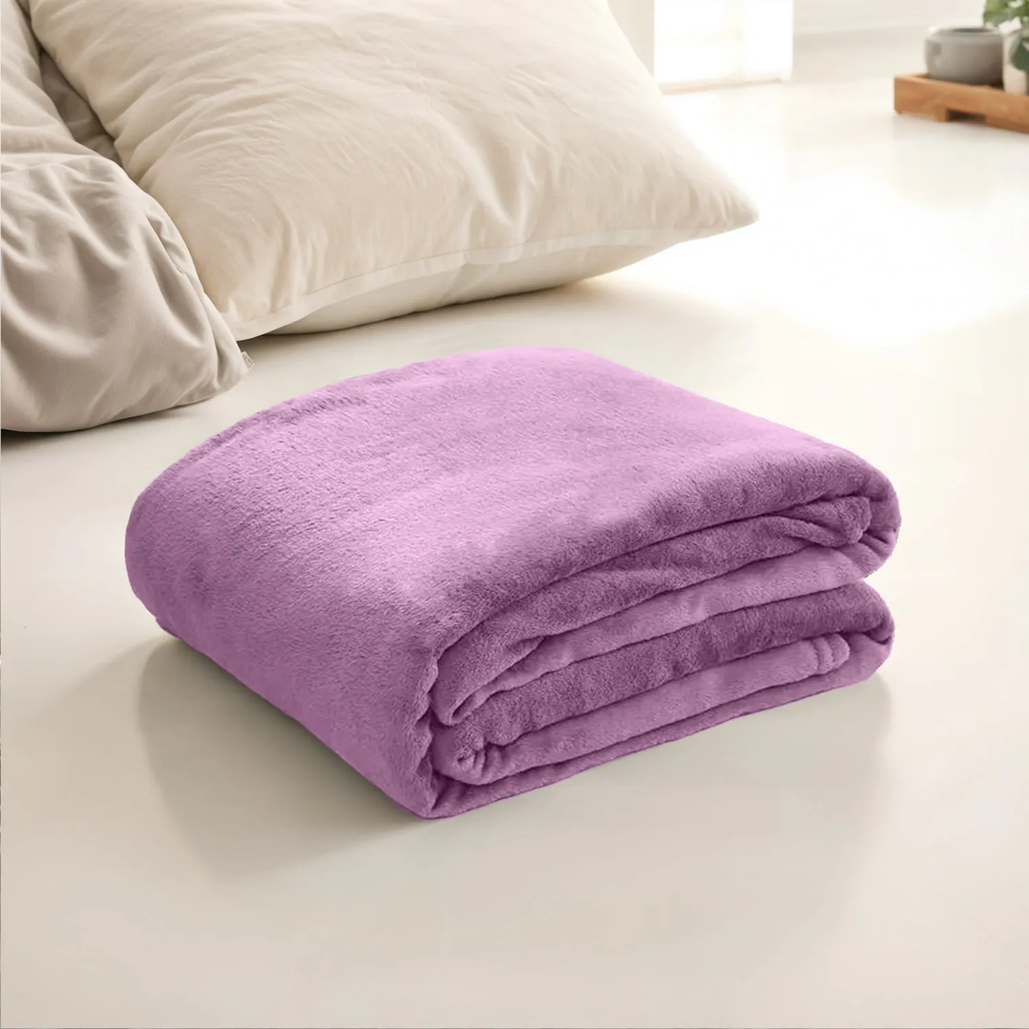 Flannel Blanket Queen 220x240cm Suitable for All Seasons, Warm Throw Blanket  - Light Purple