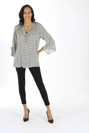 FLARED SLEEVE TOP IN BLACKISH CREAM