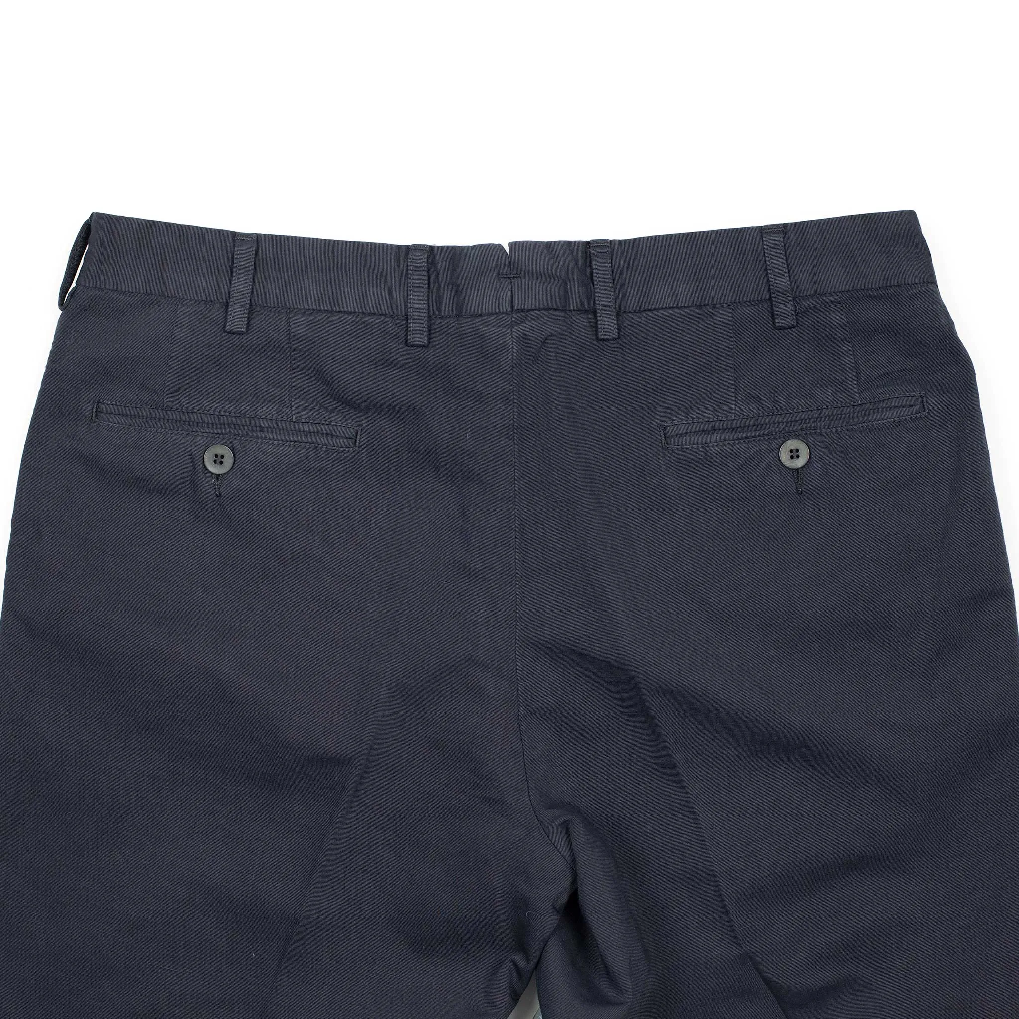 Flat-front trousers in navy medium-weight cotton/linen