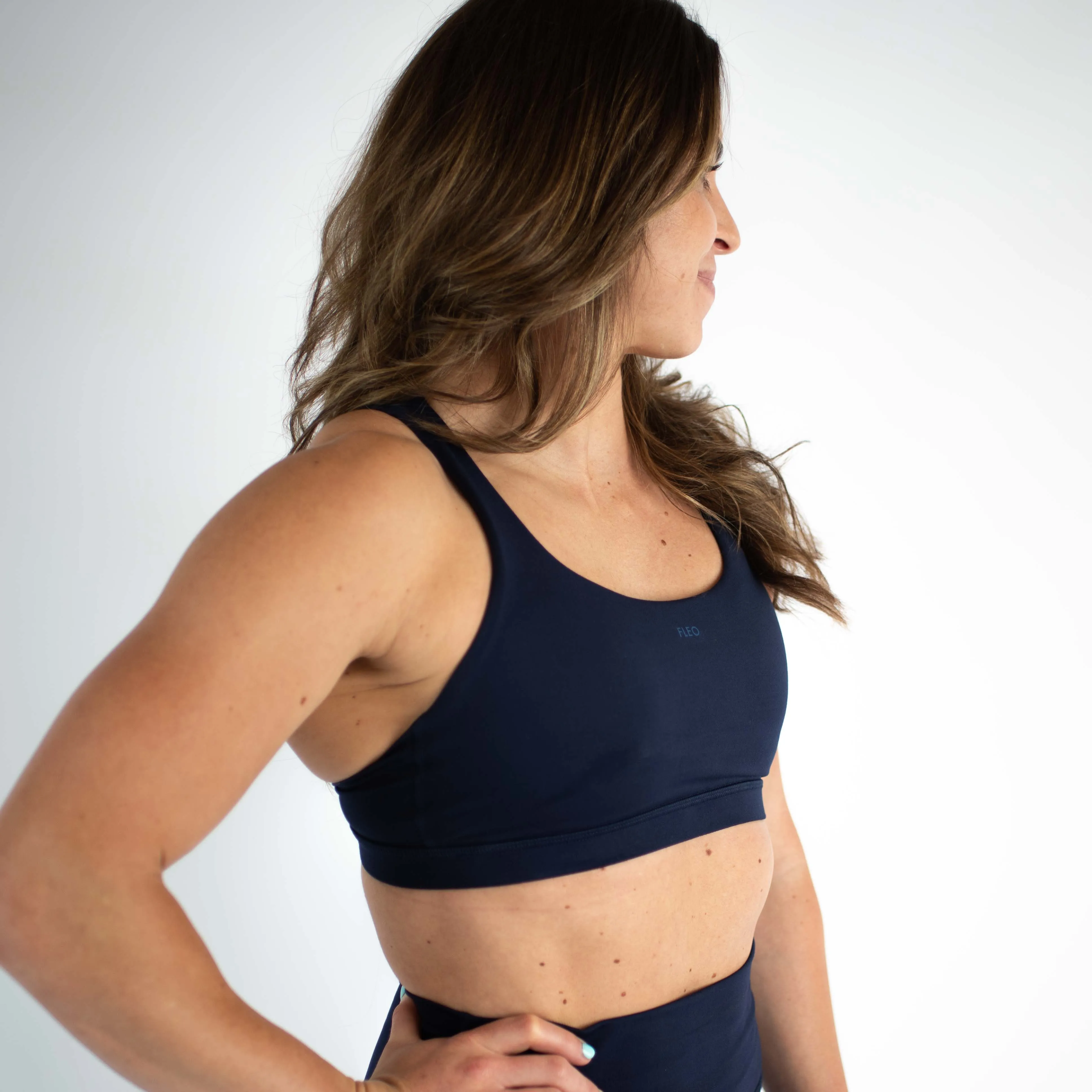 FLEO Isla Sports Bra - Classic Navy (Minimal logo)