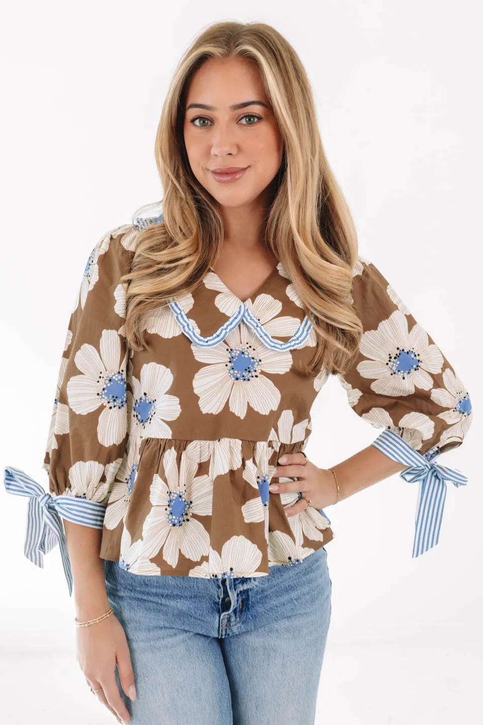 Flirty Florals Top - Brown