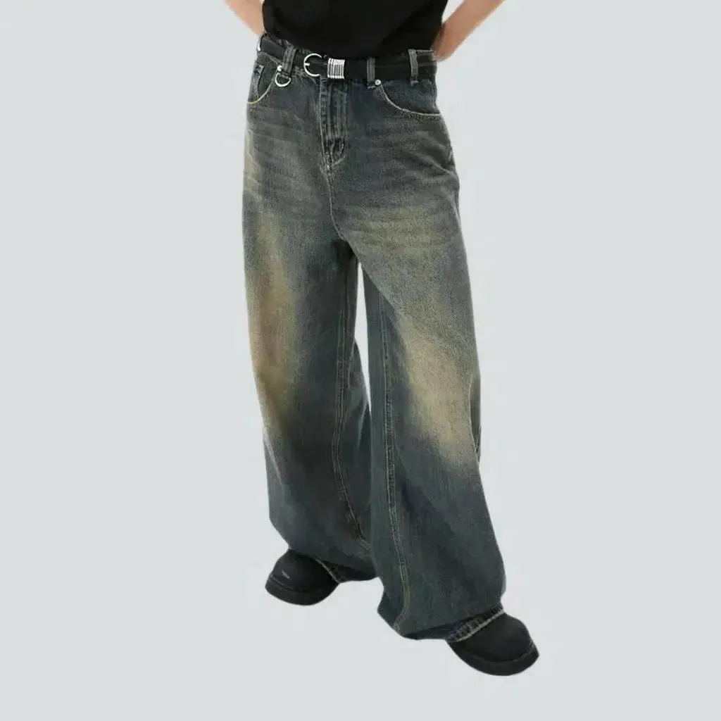 Floor-length men's sanded jeans