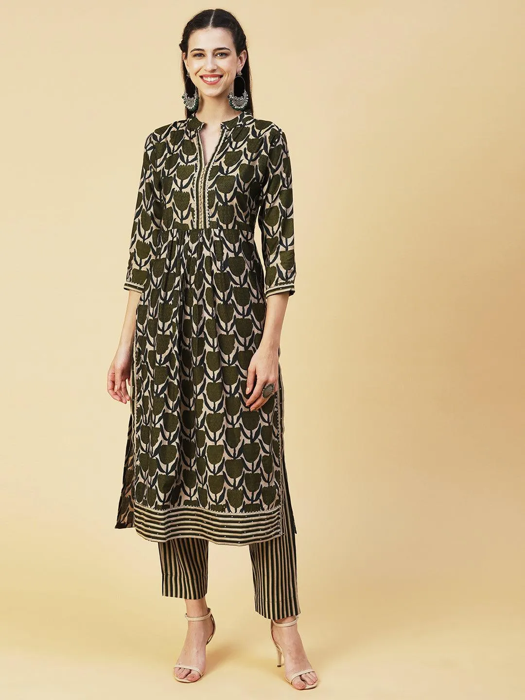 Floral Printed Beads Embroidered Kurta With Pants & Dupatta - Olive Green