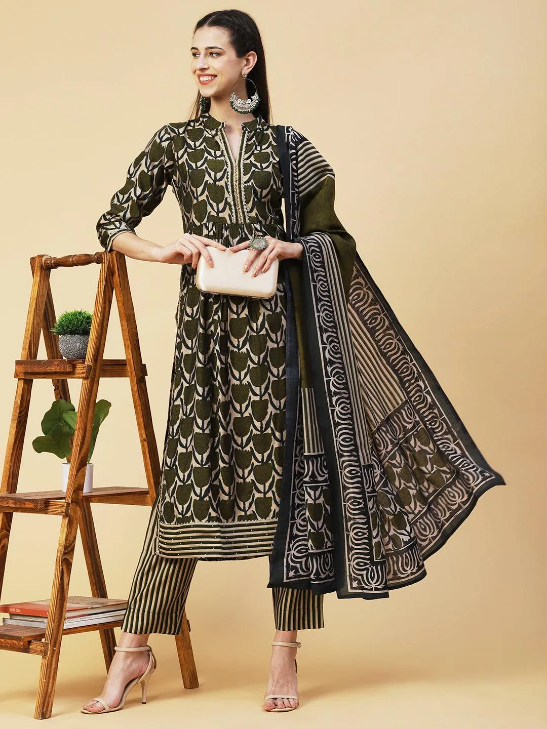 Floral Printed Beads Embroidered Kurta With Pants & Dupatta - Olive Green