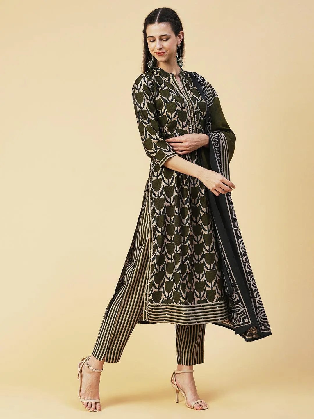 Floral Printed Beads Embroidered Kurta With Pants & Dupatta - Olive Green