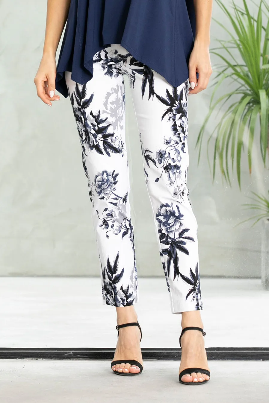 Floral Printed Pant