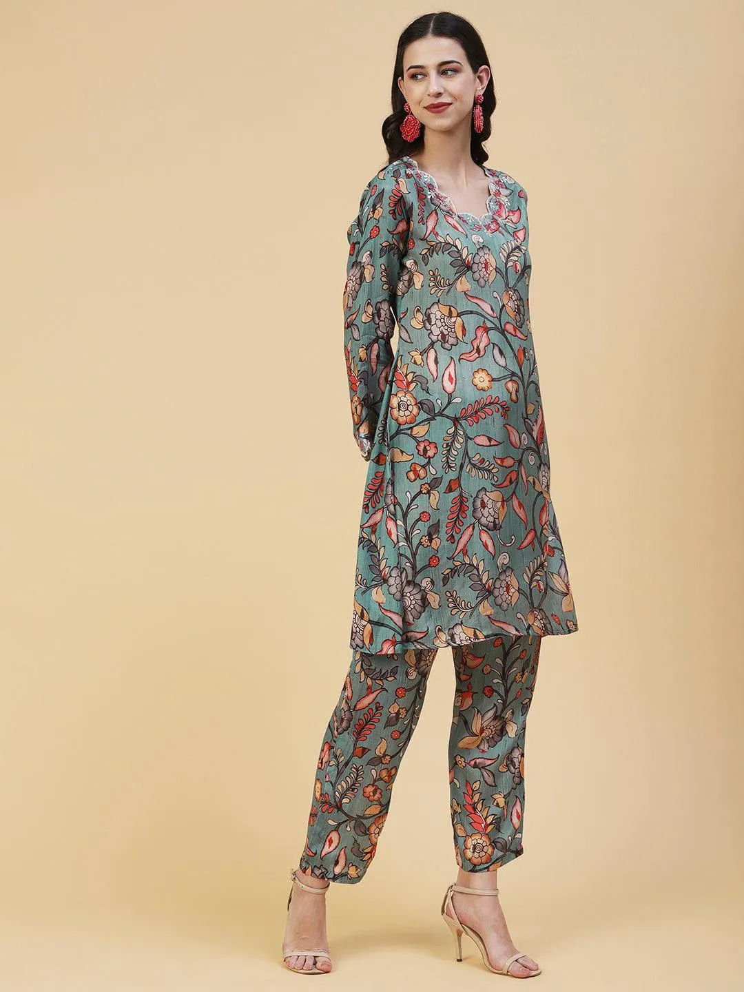 Floral Printed Resham Embroidered Kurta With Printed Pants - Multi