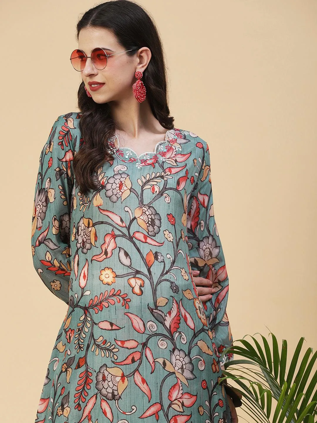 Floral Printed Resham Embroidered Kurta With Printed Pants - Multi