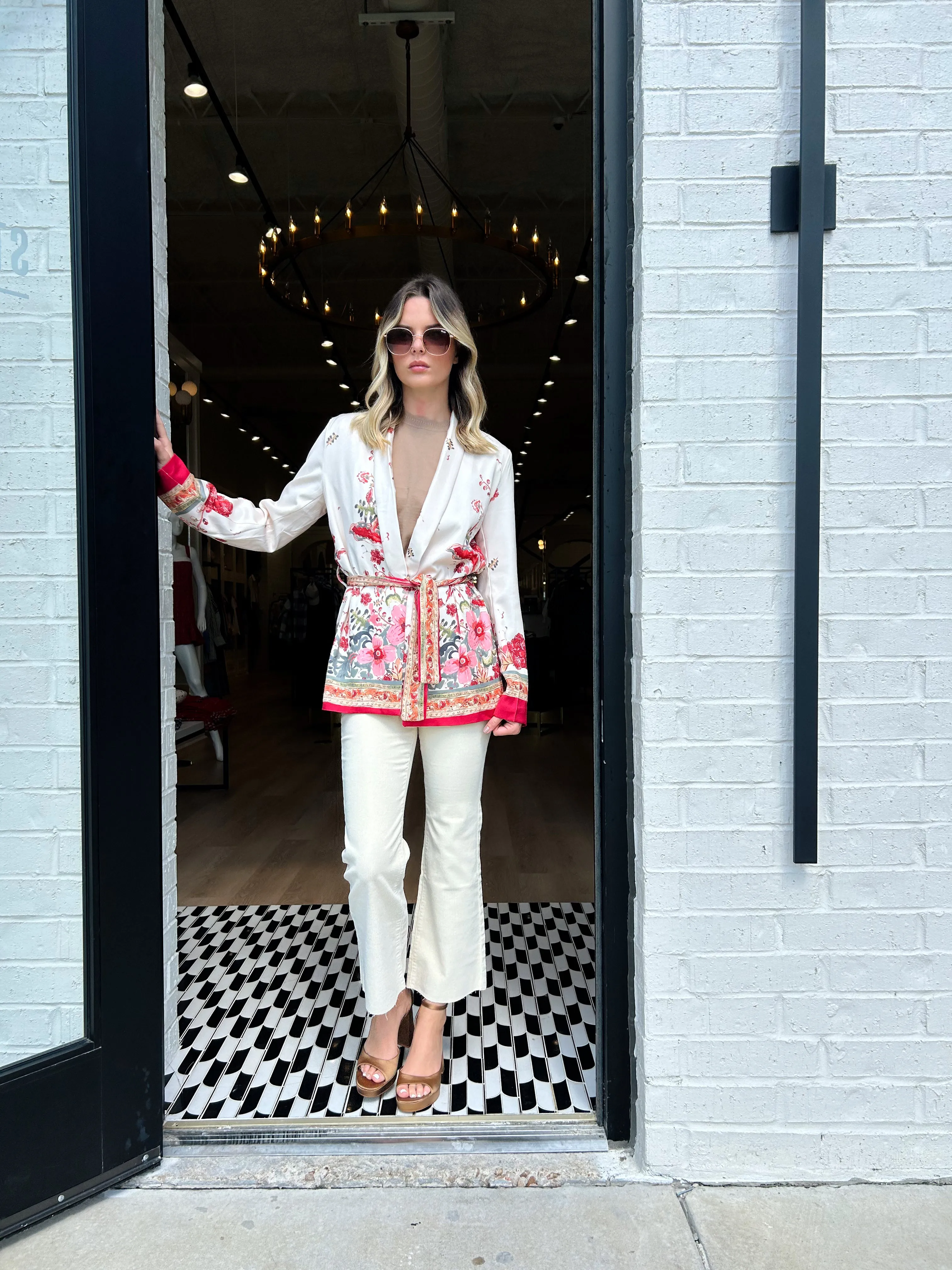 FLORAL PRINTED TIE BLAZER