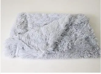 Fluffy Furry and Soft Cat Dog Blanket Soft Warm Pet Throw Wool Blanket Pet Relaxing Mat -Soft Blanket for furry friend