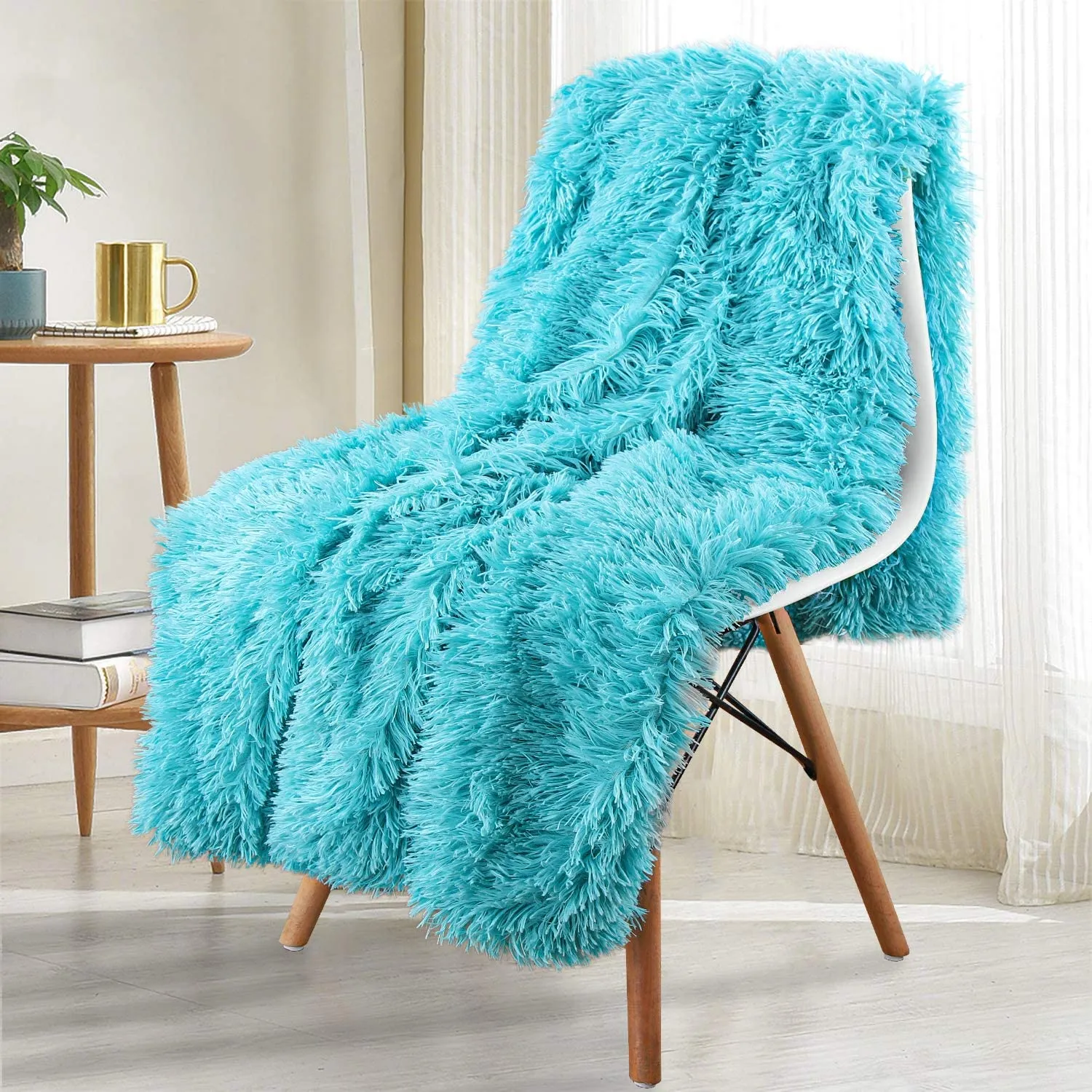 Fluffy Winter Bedspread Blanket