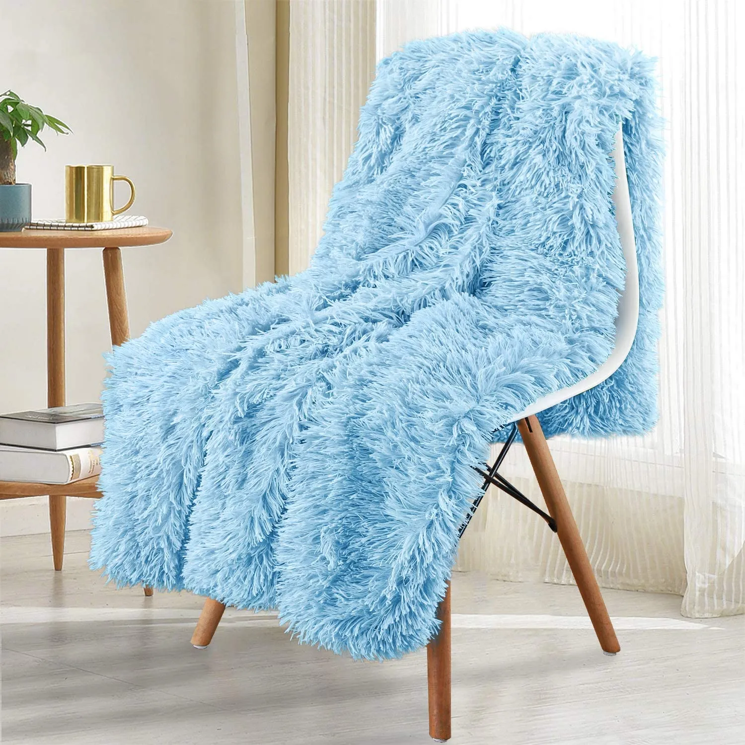 Fluffy Winter Bedspread Blanket