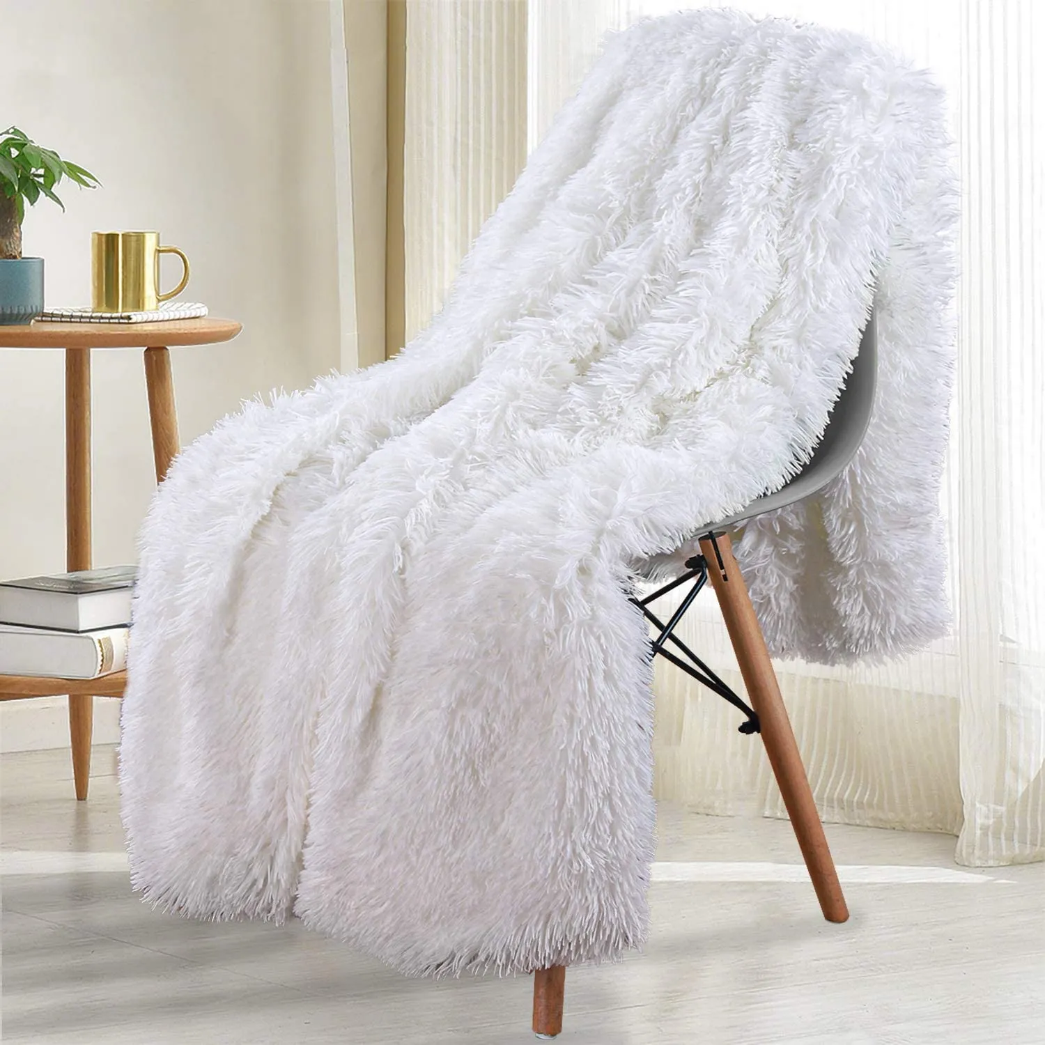 Fluffy Winter Bedspread Blanket