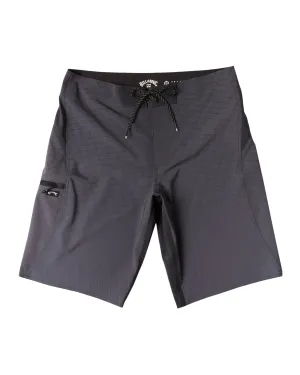 Fluid Pro 21" Boardshorts - Stealth