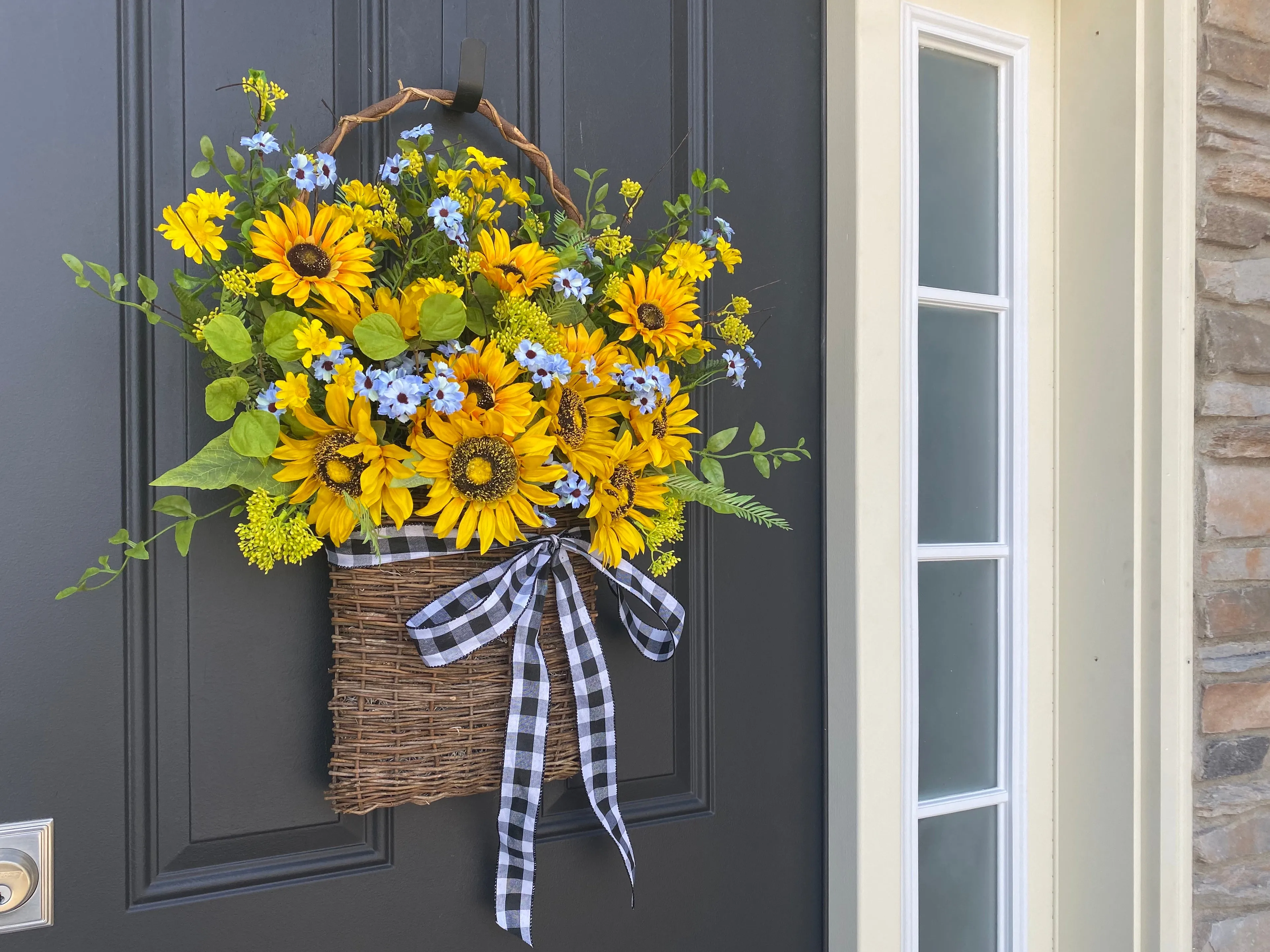 Forget-Me-Not Sunflower Door Basket