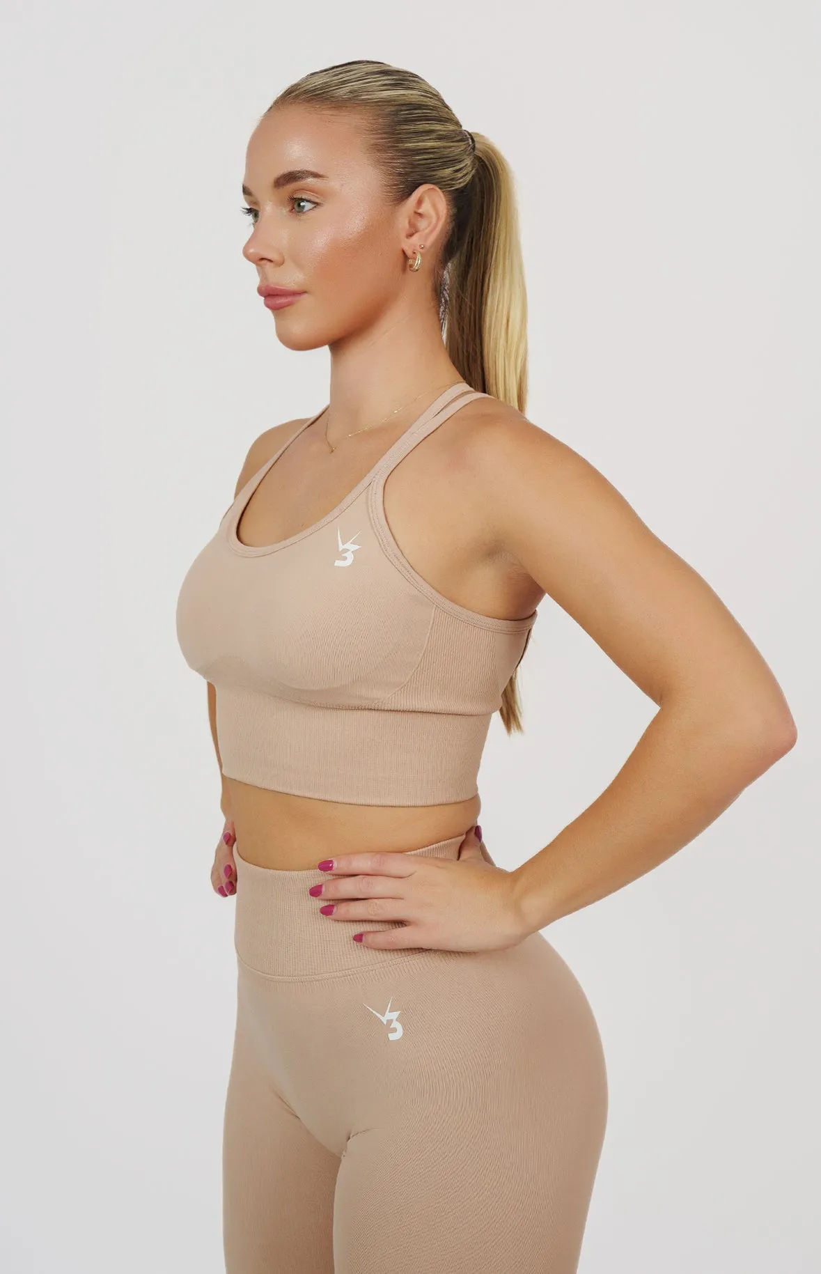 Form Seamless Strappy Sports Bra - Dusty Pink