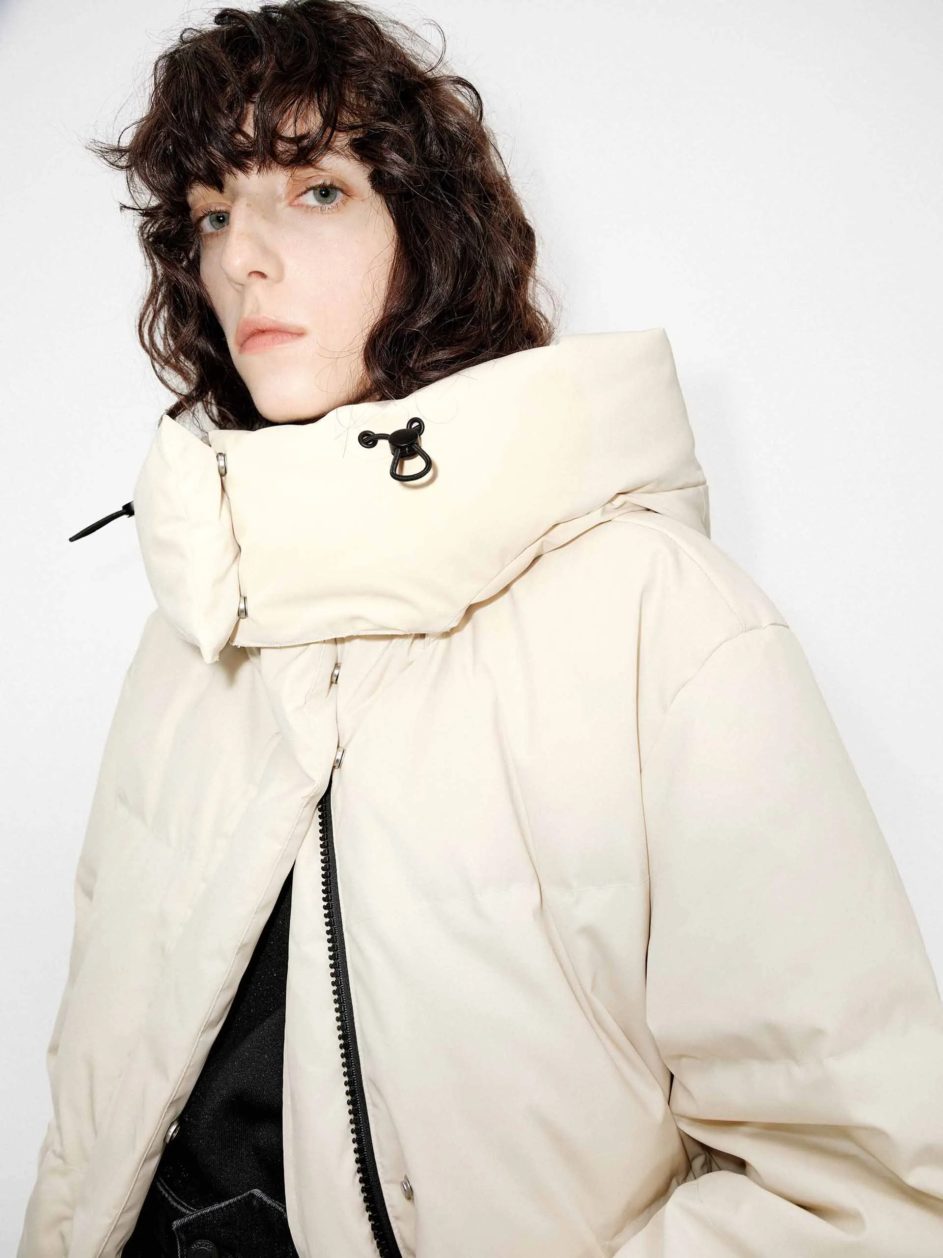 Funnel Neck Long Down Jacket