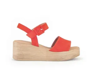 GABOR SUEDE PLATFORM SANDAL 44.531.13