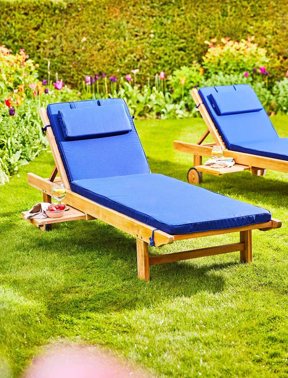 Garden Trading Winchcombe Lounger Cushion – Blue