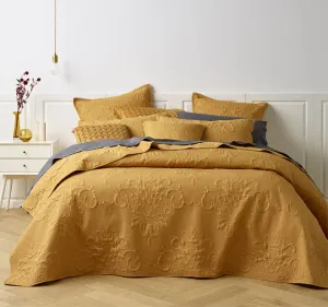 Gatwick Bedspread Set Range Gold