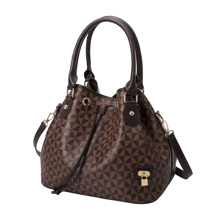 GBP104 - The Pinnacle Bag