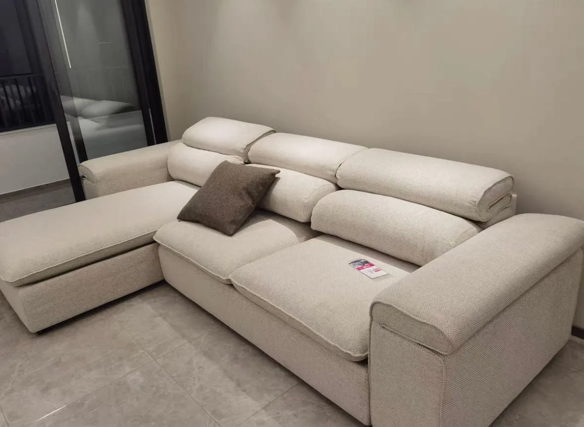 Gianna Sectional Sofa with Adjustable Headrest