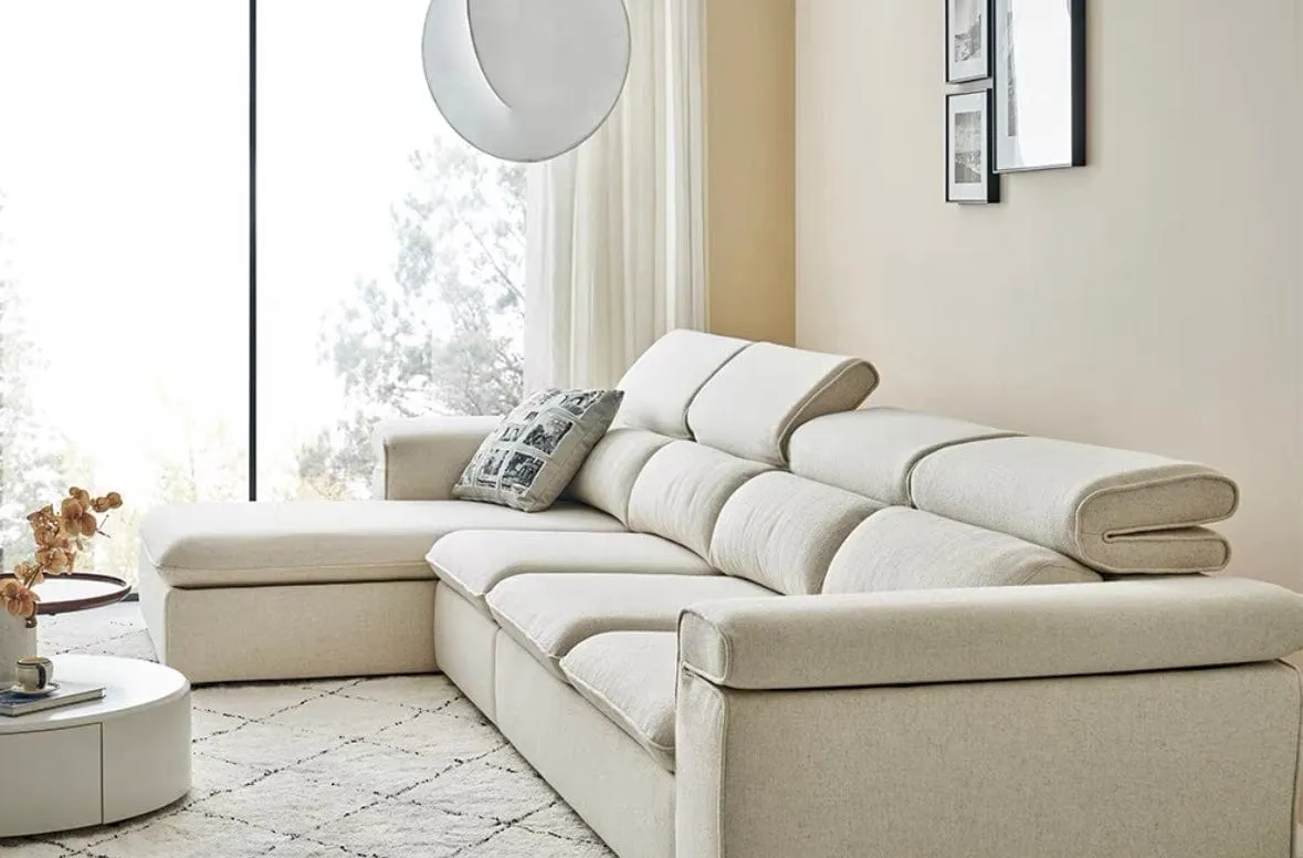 Gianna Sectional Sofa with Adjustable Headrest