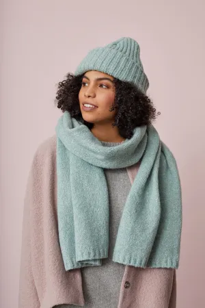 Giant Beanie Fluffy Knit Jade