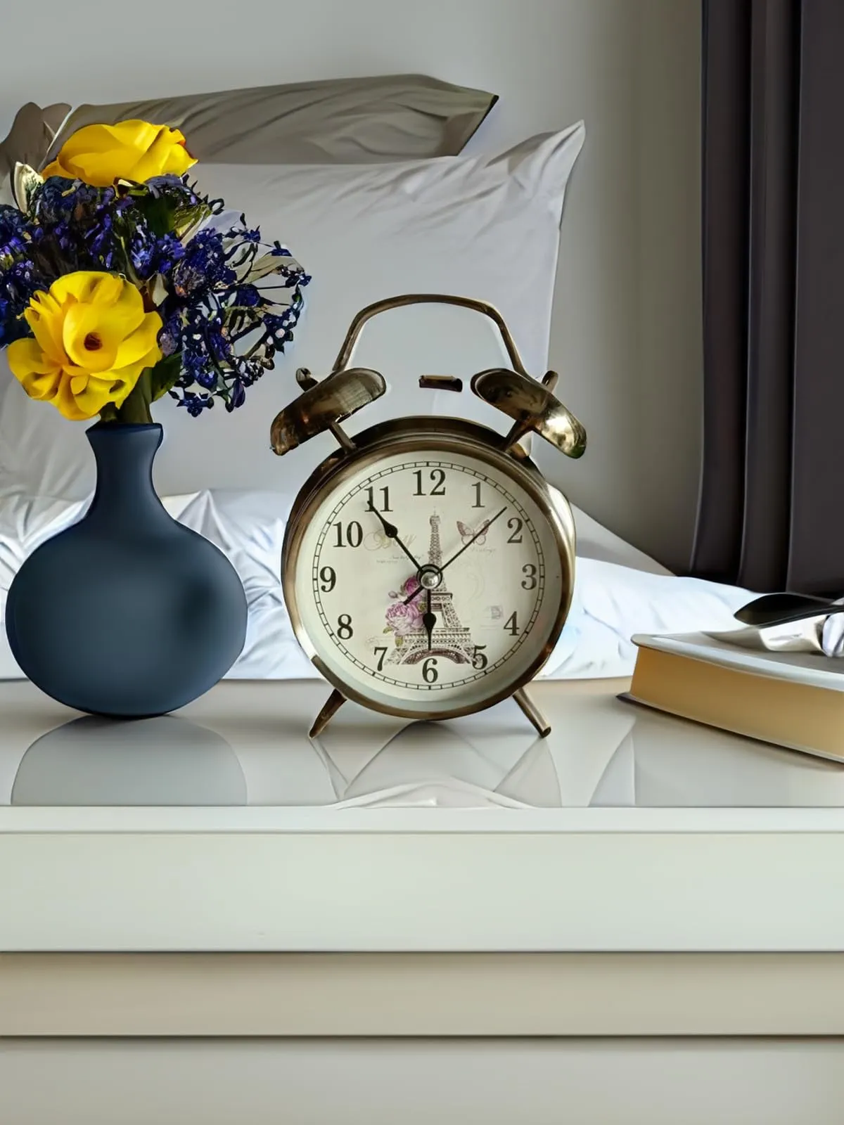 GiftyLuxe Timeless Elegance: Table Metal Clock Lamp with Illuminating Charm (Clock 3)