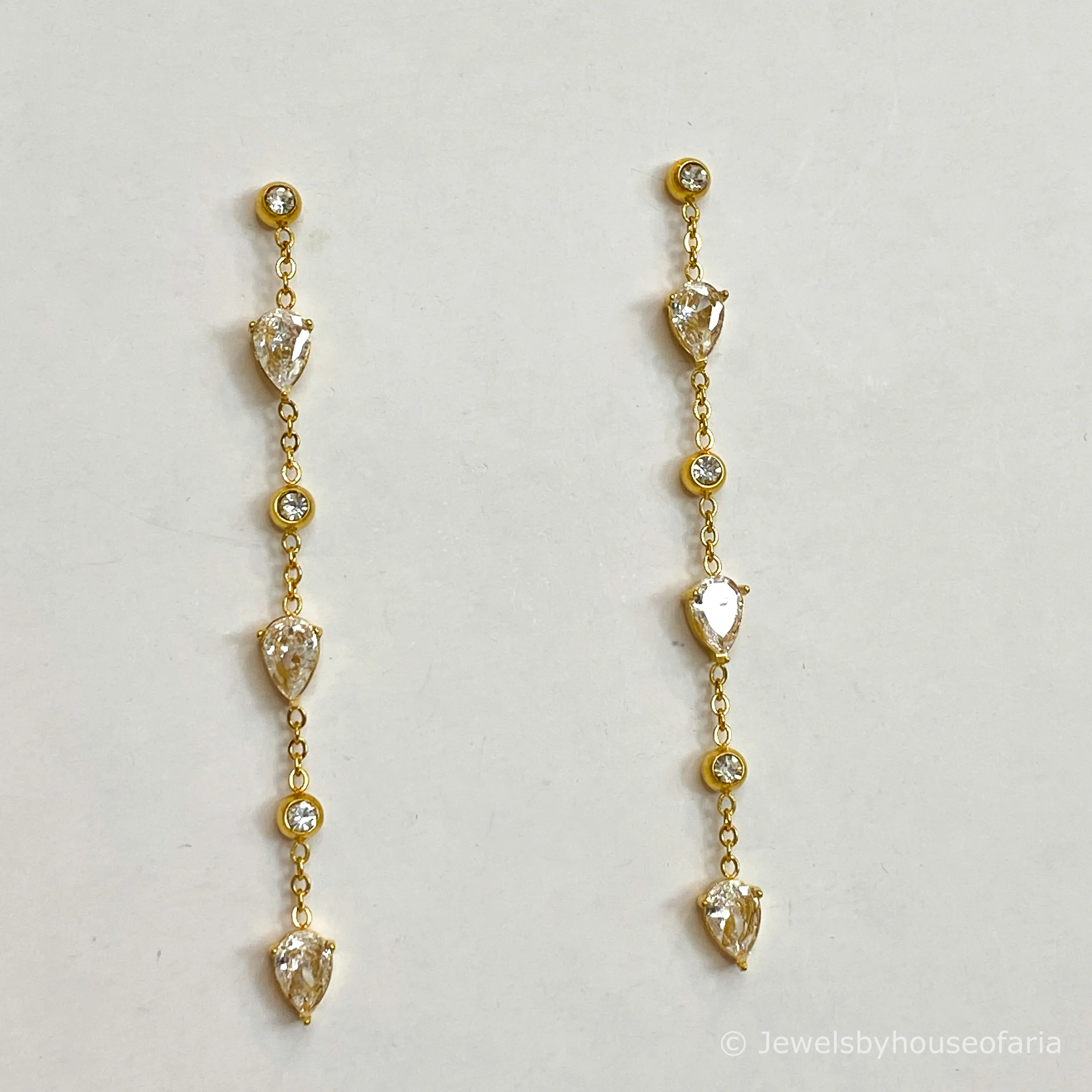 GIGI Crystal Drop Earrings