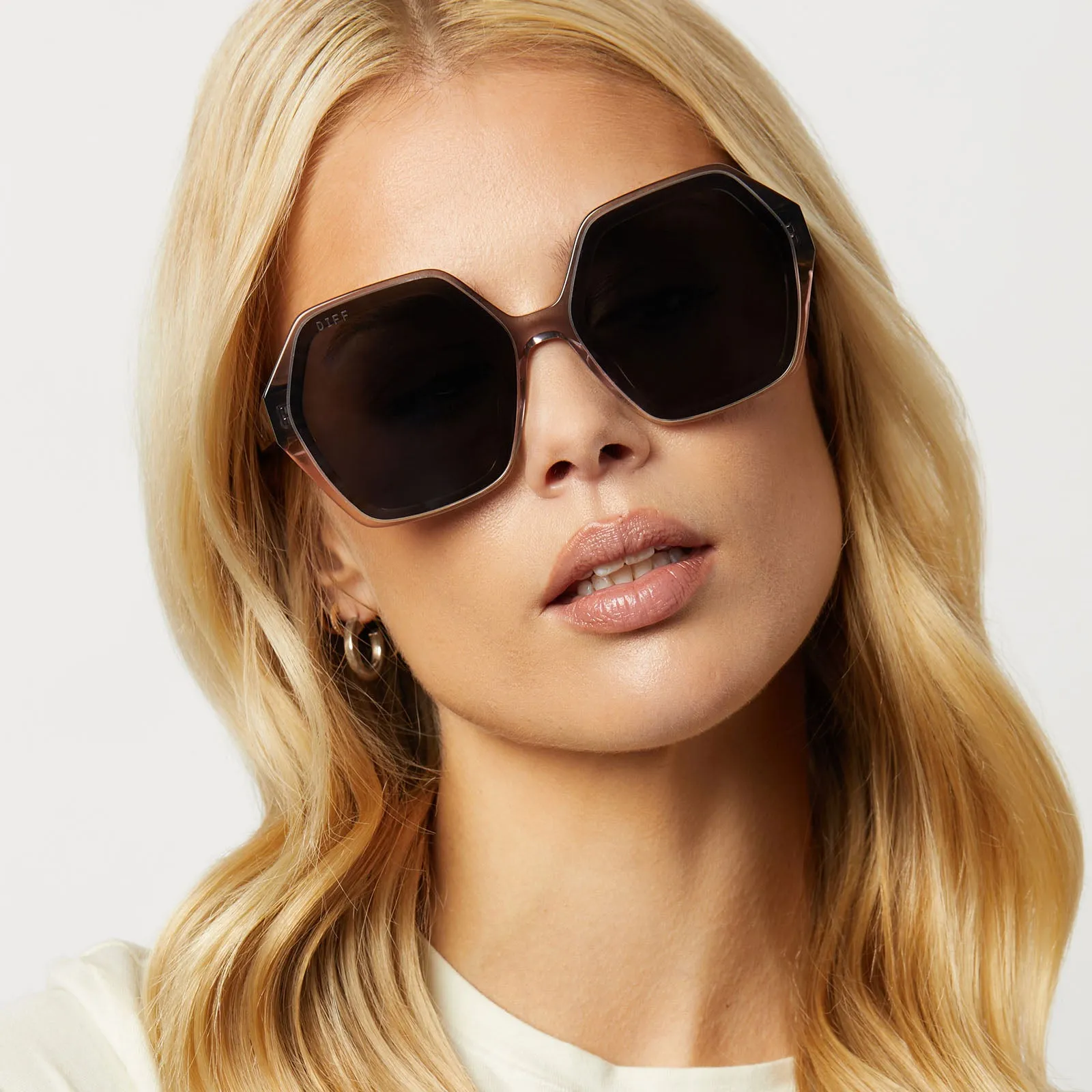 GIGI - SMOKE ROSE CRYSTAL OMBRE   SILVER FLASH SUNGLASSES