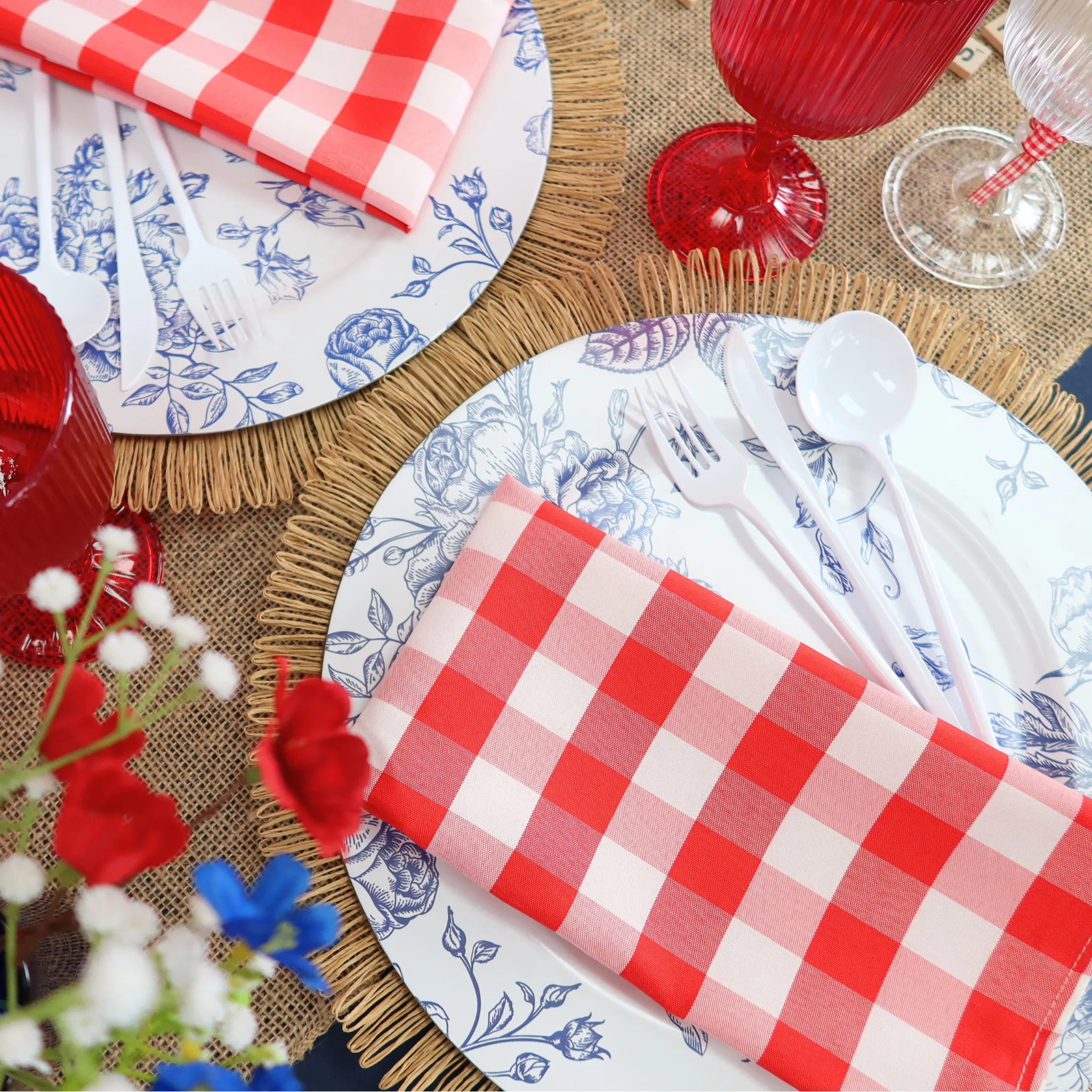 Gingham Checkered Polyester Napkin 20"x20" - Red & White